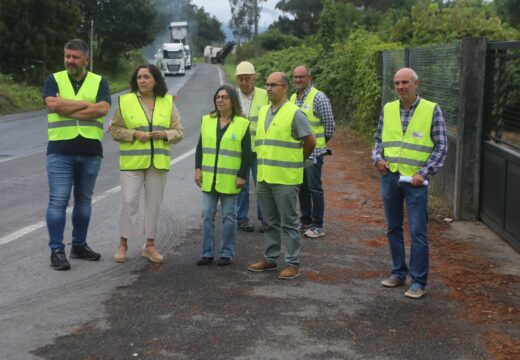 Belén do Campo supervisa o inicio das obras de mellora do firme na estrada AC-550, ao seu paso polo concello de Outes